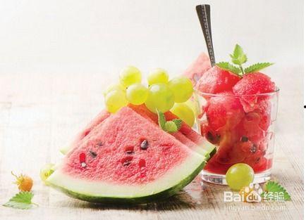 拉肚子可以吃瓜吗,吃瓜真的可行吗？揭秘瓜类食物的利与弊