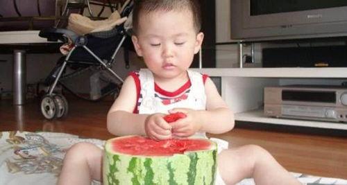 模仿各国吃瓜,各国奇闻轶事大揭秘